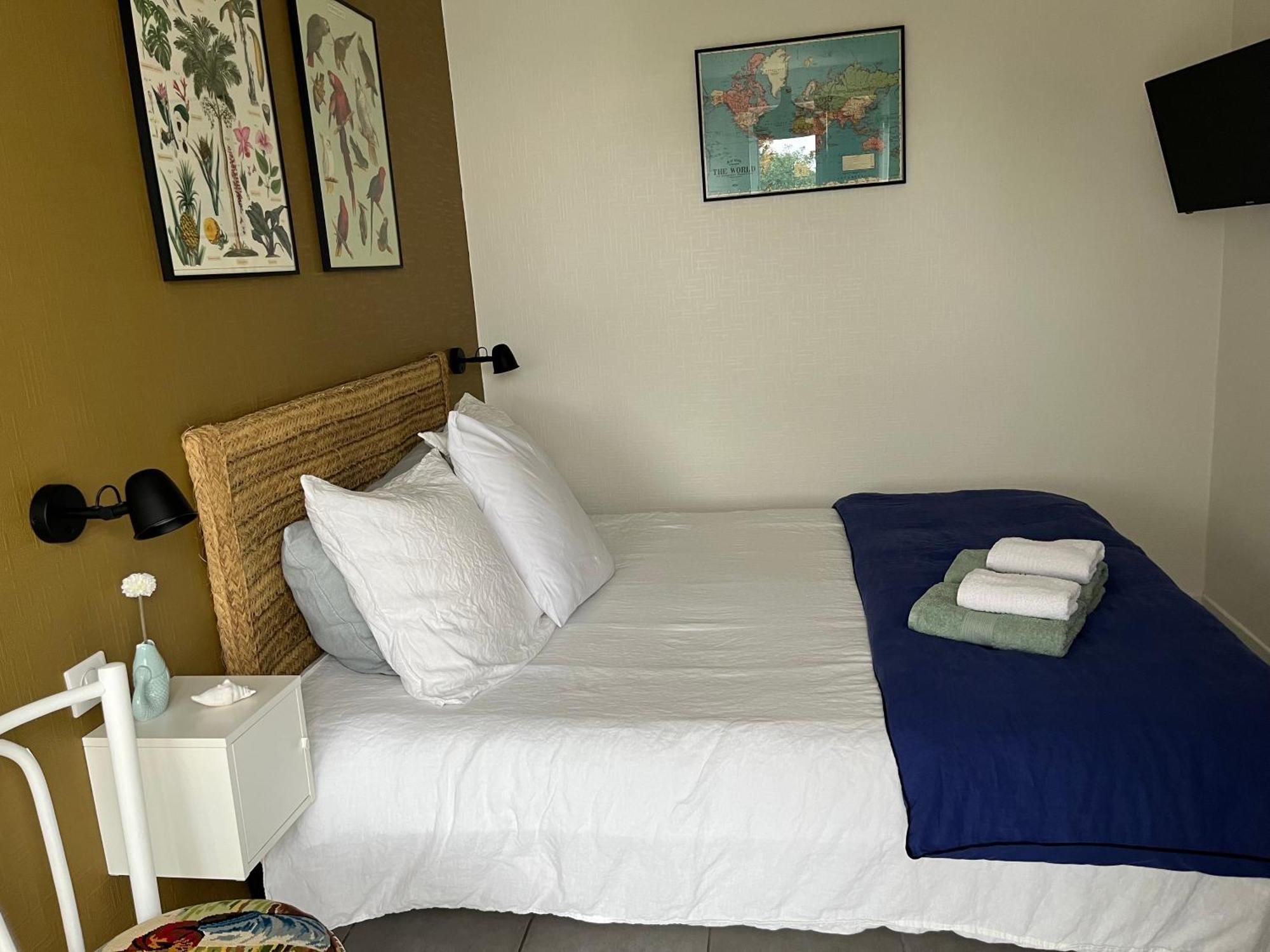 L'atelier De Mezareun Bed & Breakfast Ushant